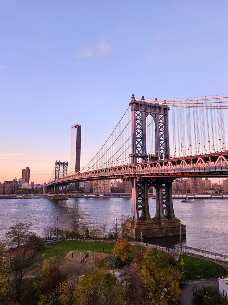 Autumn in New York: The Ultimate Seasonal Guide for 2024