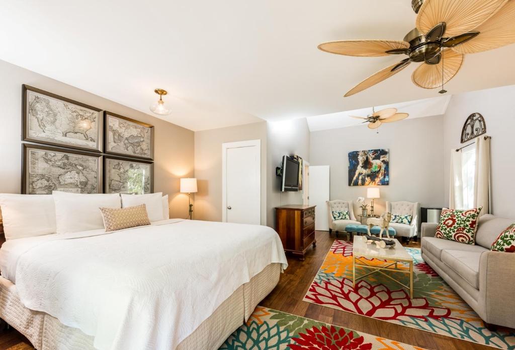 Where to Stay in Key West Florida: Best Hotels and All That Key West Has to Offer in 2025!