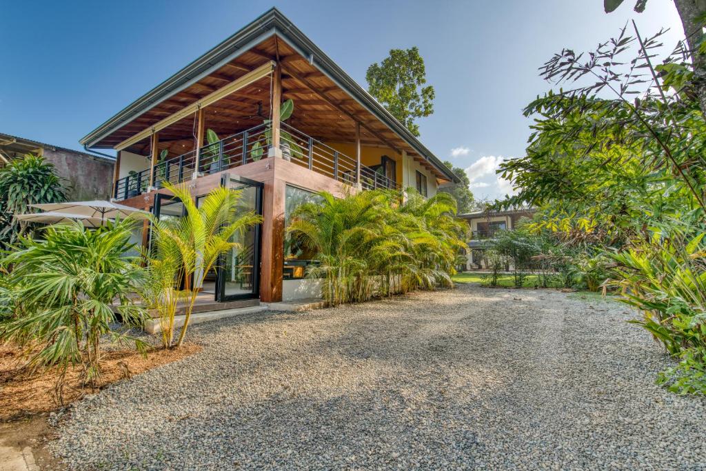 Where to Stay in Puerto Viejo, Costa Rica: A Guide to the 12 Best Hotels & Top Areas  