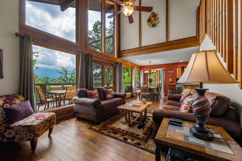 Where to Stay in Gatlinburg, Tennessee: The Perfect Base to Explore the Great Smoky Mountains