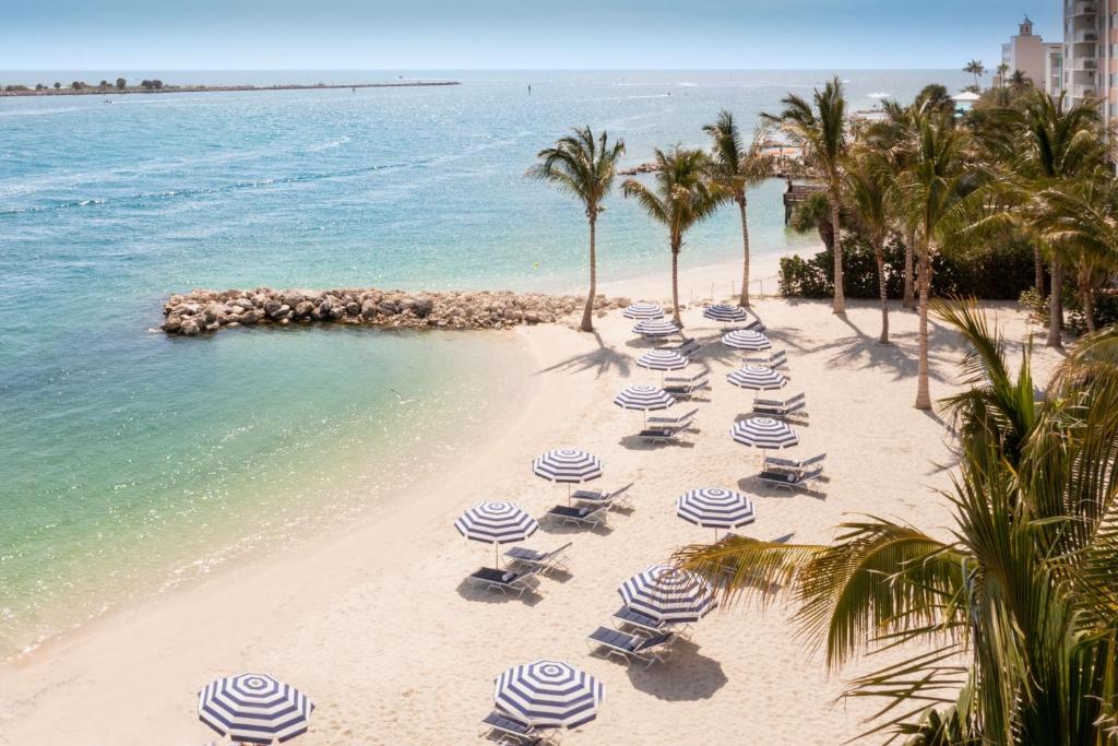 Where to Stay in Clearwater Beach Florida: A Local's Guide on the 11 Best Hotels & Areas