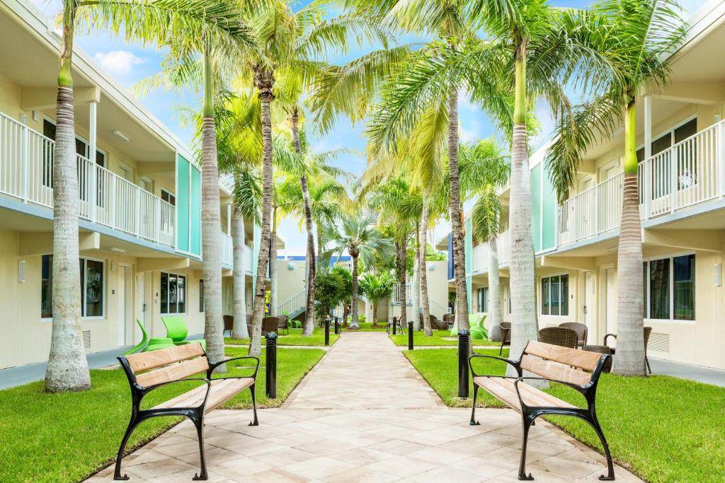 Where to Stay in Key West Florida: Best Hotels and All That Key West Has to Offer in 2025!
