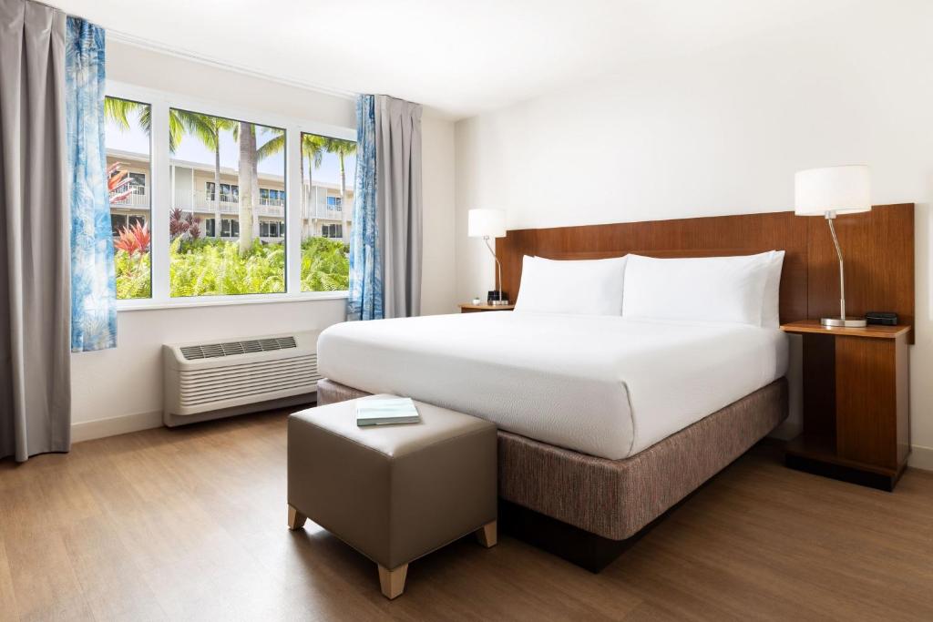 Where to Stay in Key West Florida: Best Hotels and All That Key West Has to Offer in 2025!