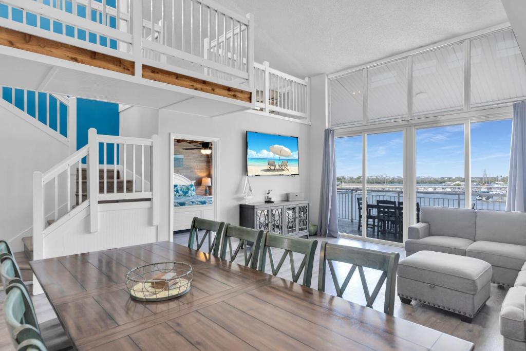 Where to Stay in Key West Florida: Best Hotels and All That Key West Has to Offer in 2025!