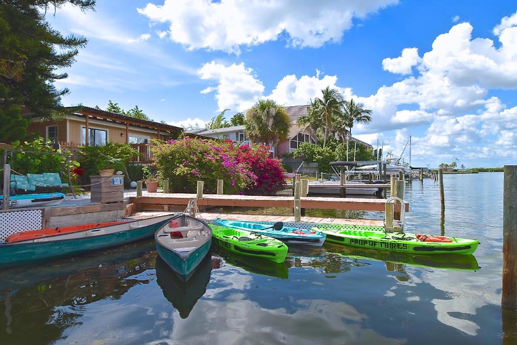 Where to Stay in Siesta Key Florida: 14 Best Hotels & Areas