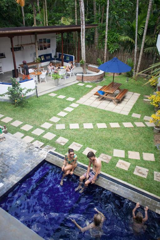 Hiriketiya Beach Guide: Everything You Need to Know Including My Favorite Hotels, Restaurants & Things to Do