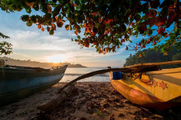 Hiriketiya Beach Guide: Everything You Need to Know Including My Favorite Hotels, Restaurants & Things to Do