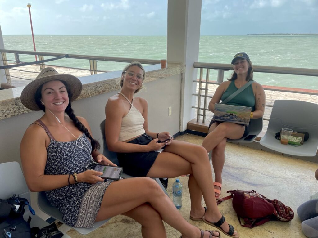 How to Get from Bacalar to Caye Caulker: My Perfect Travel Guide (2025)