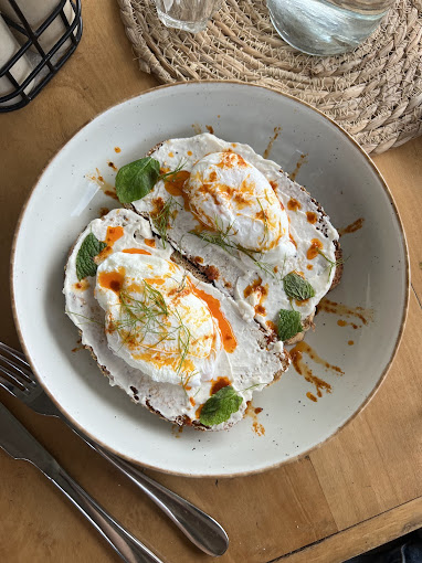The 11 BEST Restaurants in Weligama Sri Lanka: A Guide to My Favorite Foodie Spots