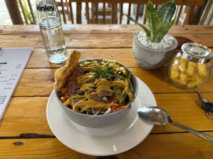 The 11 BEST Restaurants in Weligama Sri Lanka: A Guide to My Favorite Foodie Spots