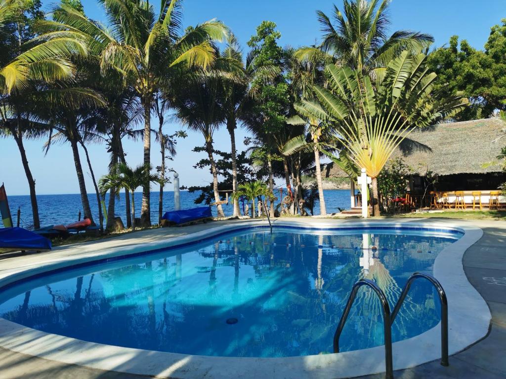 Where to Stay in Siquijor Island Philippines: My Top Areas and Hotels in 2025