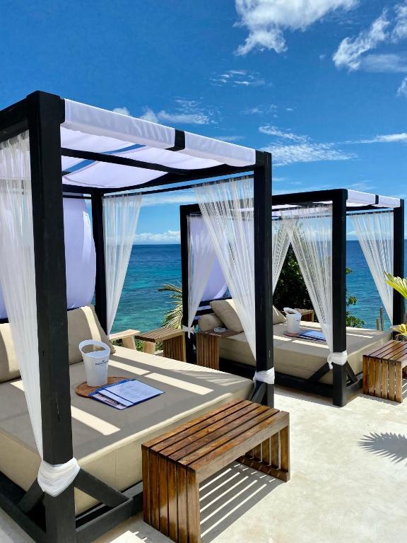 Where to Stay in Siquijor Island Philippines: My Top Areas and Hotels in 2025