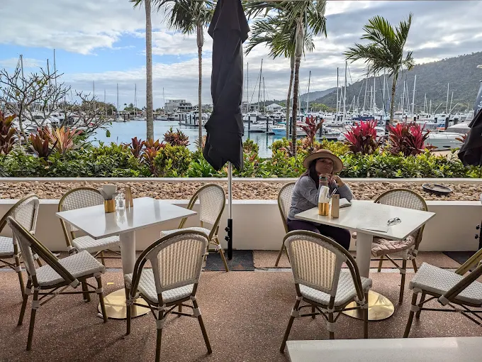 The 6 Best Cafes in Airlie Beach: A Guide to the Best Coffee Spots in 2025
