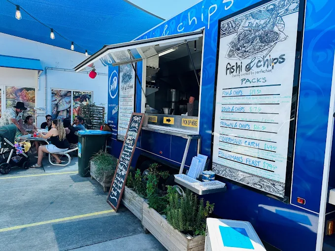 The 8 Best Restaurants Airlie Beach Has That I Tried (And Why You Should Too!)