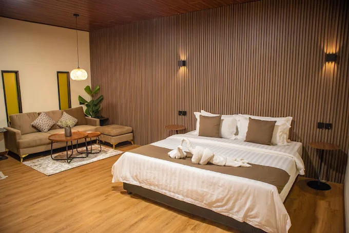Where to Stay Kinabatangan River Borneo: My Top Areas and Lodges in 2025