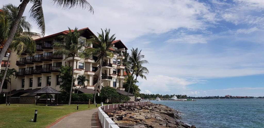 Where to Stay in Kota Kinabalu Borneo: My Top Areas & Hotels in 2025