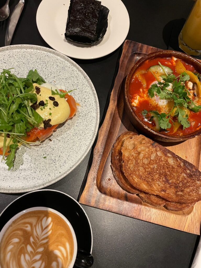 Best Food to Eat in Kuala Lumpur: My 8 Best Foodie Spots in KL 2025