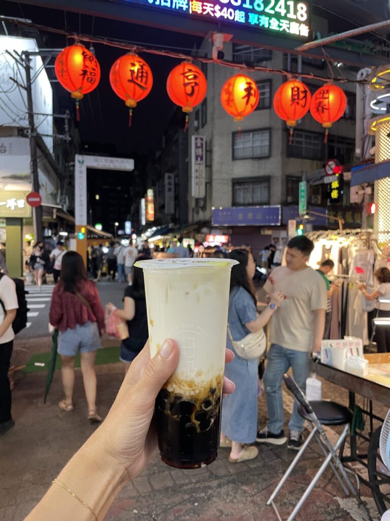 What to Eat in Taipei Taiwan: My 9 TOP Street Foods & Restaurants in Taipei (2025)