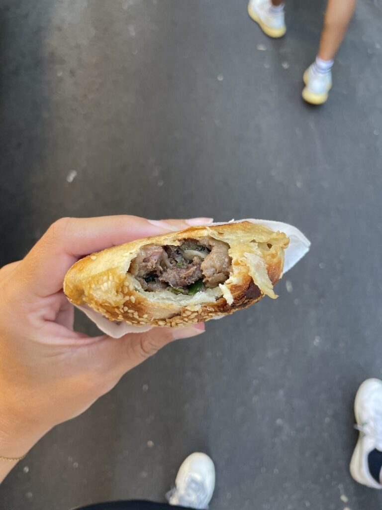 What to Eat in Taipei Taiwan: My 9 TOP Street Foods & Restaurants in Taipei (2025)