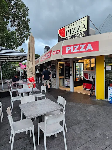 The 8 Best Restaurants Airlie Beach Has That I Tried (And Why You Should Too!)