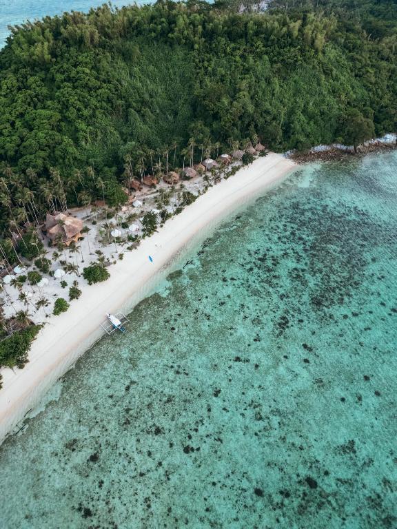 8 Touristy And 3 Non-Touristy Things to Do in El Nido Palawan