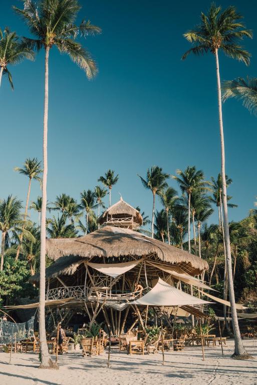 8 Touristy And 3 Non-Touristy Things to Do in El Nido Palawan