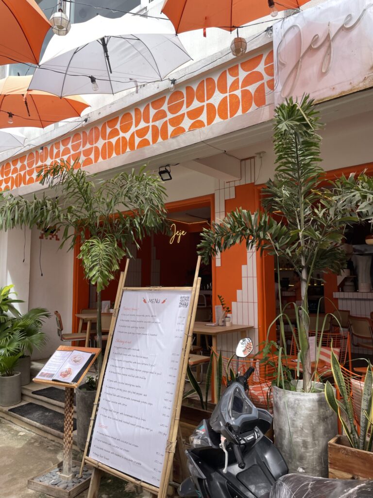 The 9 Best Cafes & Restaurants in El Nido Palawan: My Favorite Food Spots (2025)