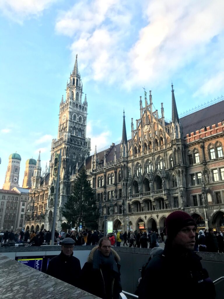 The BEST Christmas in Europe Itinerary: Vienna to London in 2 Weeks