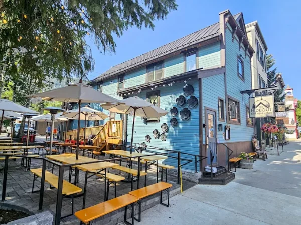 The 7 Best Crested Butte Restaurants & Cafes: My Top Food Spots in Crested Butte