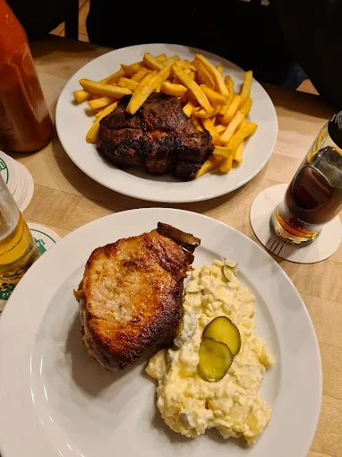 Food in Cologne: My 11 Best Cologne Restaurants for German Food in 2025