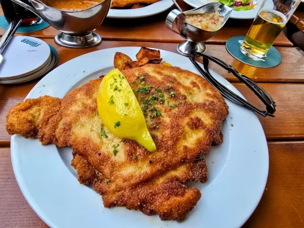 Food in Cologne: My 11 Best Cologne Restaurants for German Food in 2025
