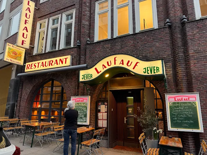 Food in Hamburg Germany: The 7 Best Food Spots & Restaurants in Hamburg