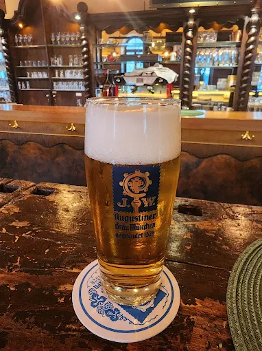 Food in Munich: My 7 Best Munich Restaurants for Traditional German Food (2025)