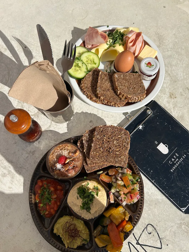 13 Best Restaurants in Vienna: My Top Picks for Classics, Cozy Cafés, and Local Spots