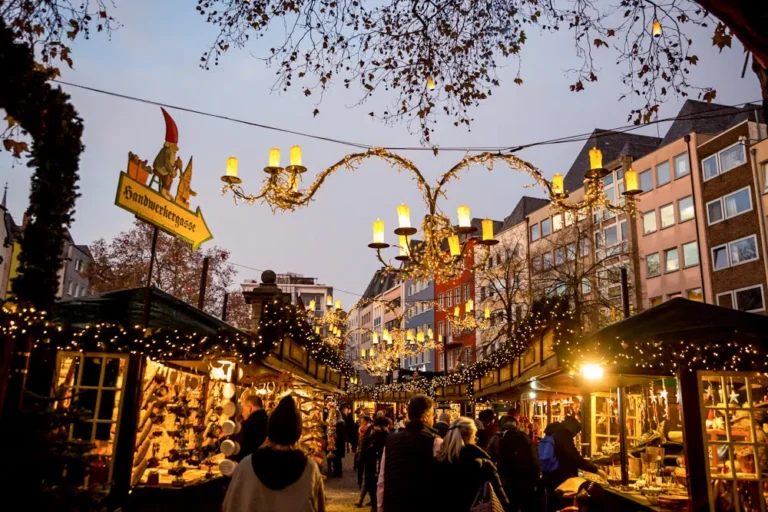 Christmas in Cologne: Where to Stay, What to See, and How to Enjoy the Markets 2025