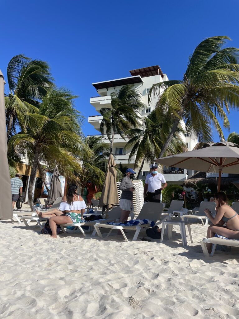 The ULTIMATE Guide to Isla Mujeres Beaches: Best Spots, Hidden Corners & Beach Clubs to Visit