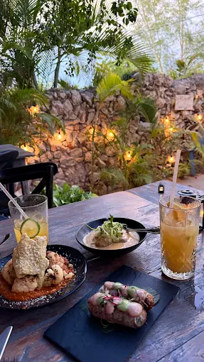 The 9 Best Restaurants in Holbox Mexico: My Top Food Spots on the Island 2025