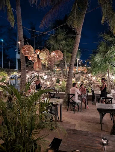 The 9 Best Restaurants in Holbox Mexico: My Top Food Spots on the Island 2025