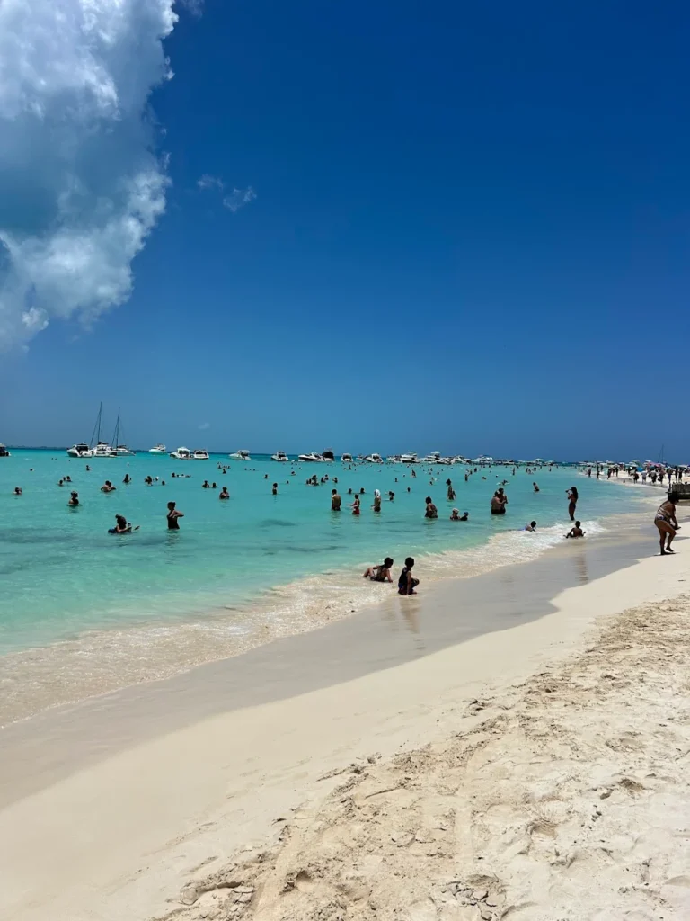 The 9 Best Things to Do in Isla Mujeres + 2 Things I’d Skip (2025)