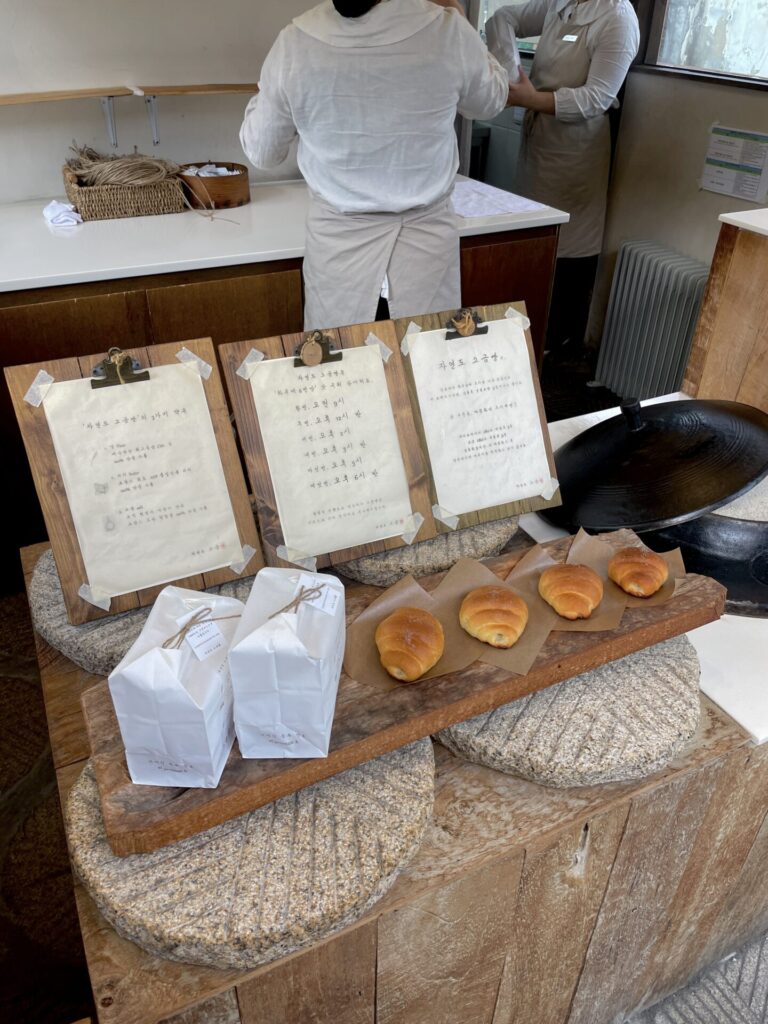 The Ultimate Seoul Travel Itinerary: 3-5 Days + Everything You Need to Know About Seoul