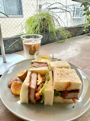 The Best Cafes in Tokyo Japan: A Guide to the 7 Best Coffee Shops in 2026