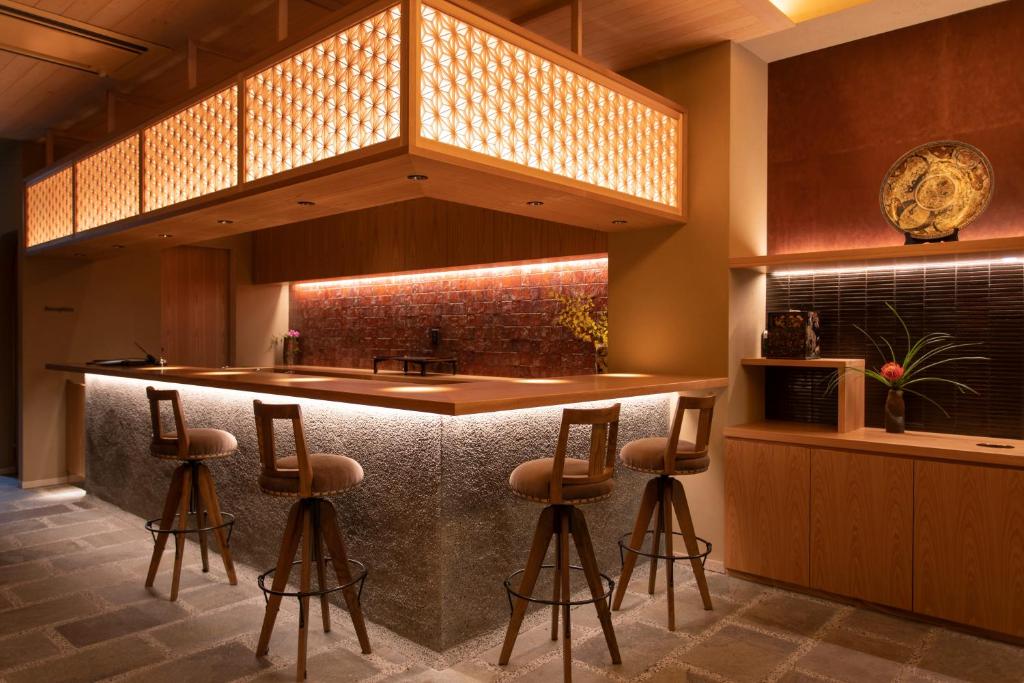 Where to Stay in Kanazawa For First Timers: My Favorite Hotels & Areas (2026)