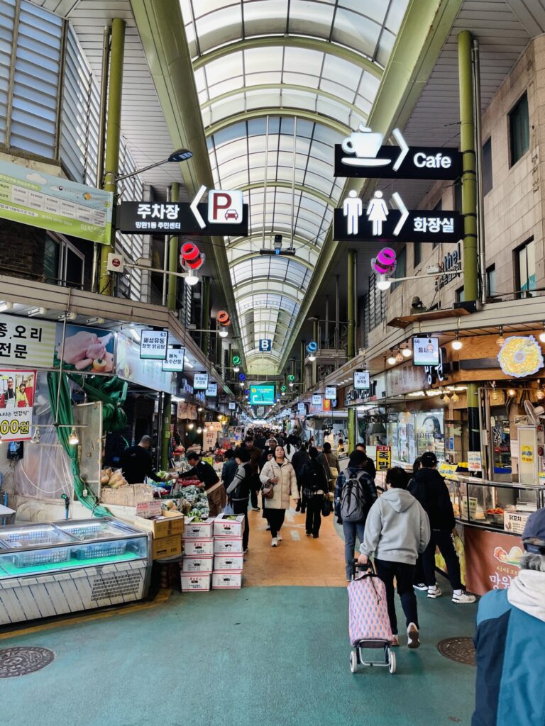 The 6 Best Markets in Seoul: Which Ones I Loved (And What to Eat There)