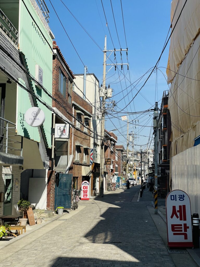 A Mini Guide to Mangwon Seoul: Markets, Cafes & Vintage Shopping