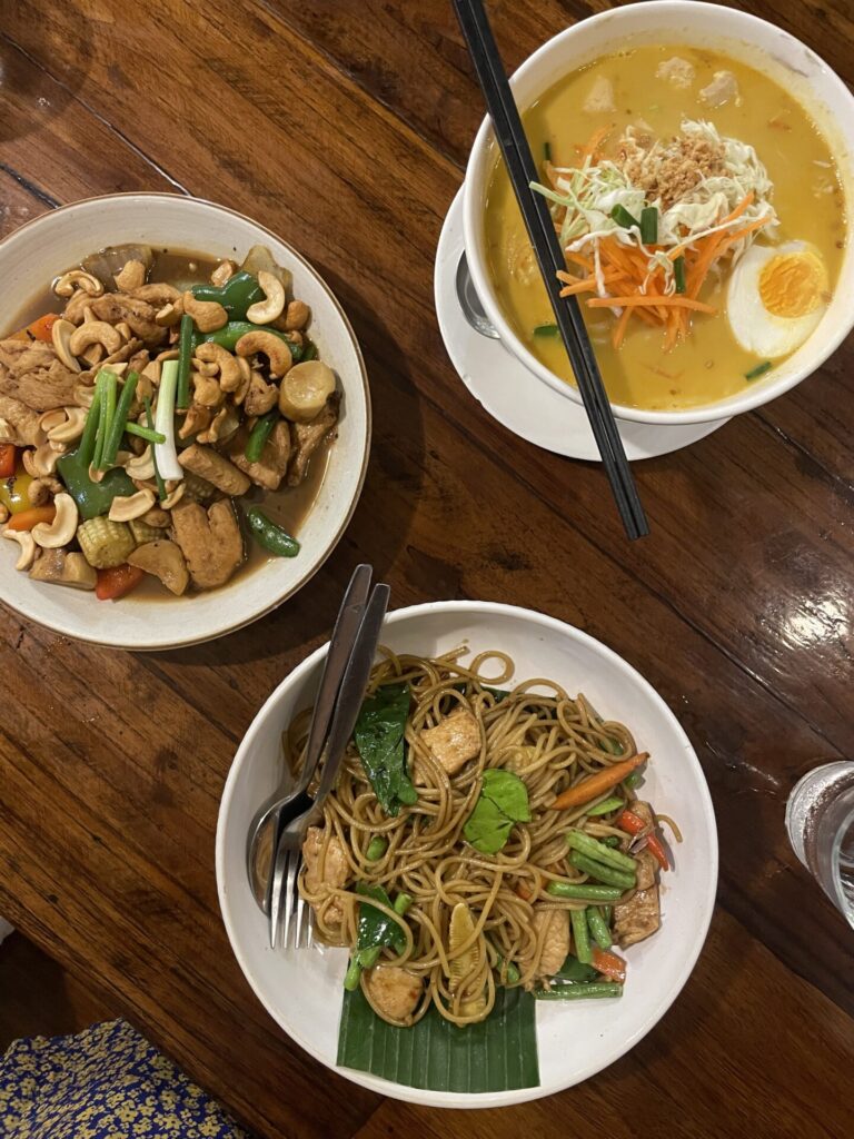 Best Restaurants Koh Tao: My 8 Favorite Food Spots in Koh Tao 2026