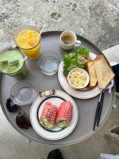 The 7 Best Cafes in Kanazawa Japan: My Top Coffee Shops in 2026