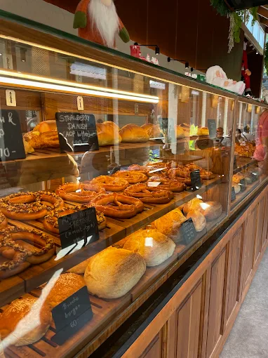 The Best Cafes in Koh Tao: My 6 Favorite Coffee Shops & Breakfast Spots 2026