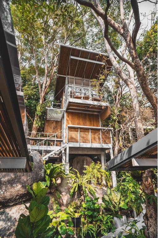 Where to Stay in Koh Tao Thailand: My Top Areas & Hotels 2026