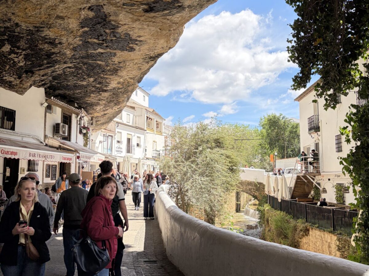 How To Get to Setenil de las Bodegas Spain: The Easiest Ways to Get There in 2026