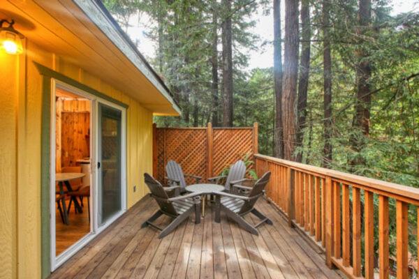 Where to Stay in Big Sur California: My 5 Top Lodges & Hotels in 2026